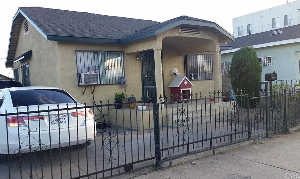 1st image of 860 W Florence Ave
