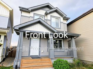 2420 18th Ave NW, Edmonton, AB T6T2G7