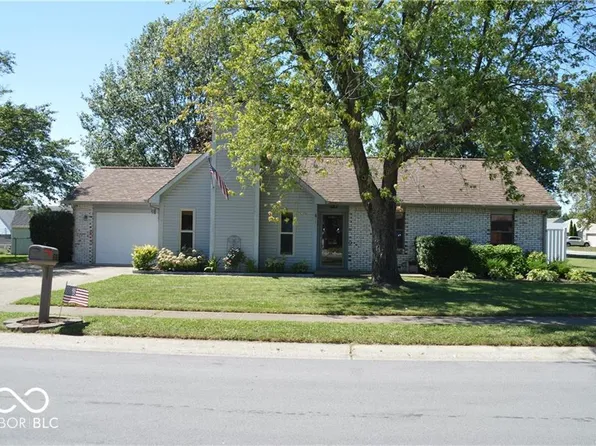 616 Oakland Way, New Whiteland, IN 46184