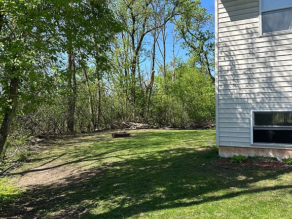 3rd image of 5660 Penfield Ave N #5660