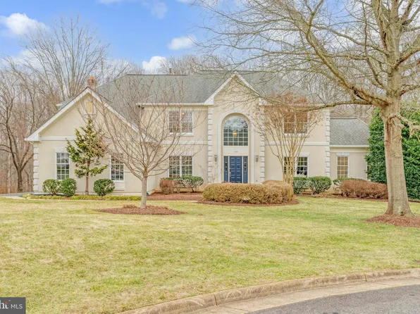 1707 Dove Point Ct, Vienna, VA 22182