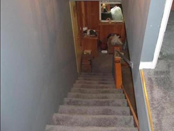 4th image of 28 Tenandaho Ln