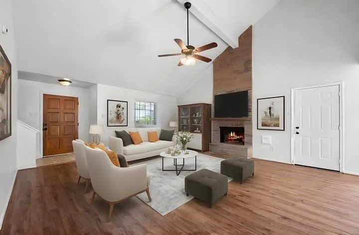 16311 Salinas Ln — Photo 5