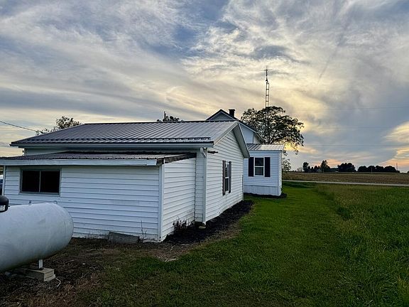 5th image of 4437 Beechgrove Rd