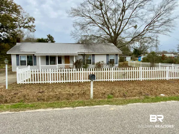 303 W Mango St, Bay Minette, AL 36507