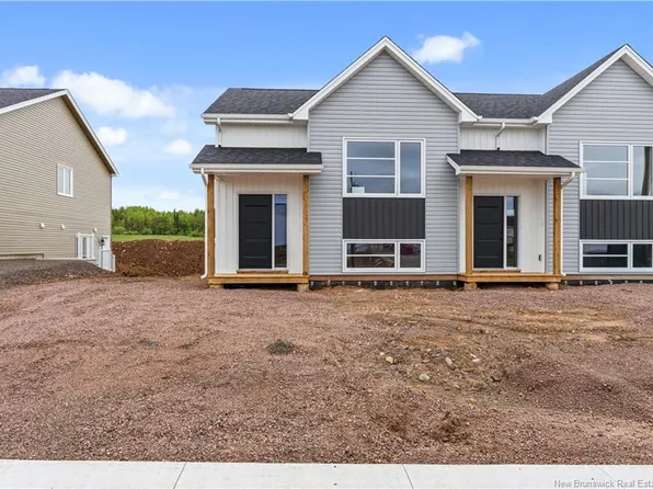 254 Maccoun St, Moncton, NB E1K 0A1