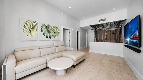 6917 Collins Ave Photo 1