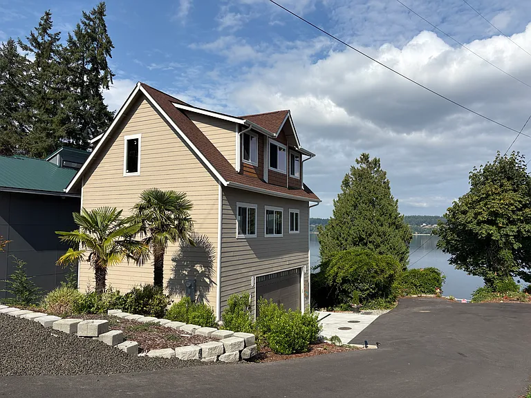 9946 Johnson Point Rd NE — Photo 38
