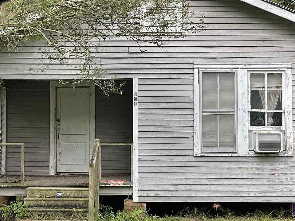 1st image of 301 N Carolina St