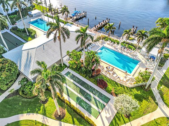 5th image of 3224 S Ocean Boulevard #814b