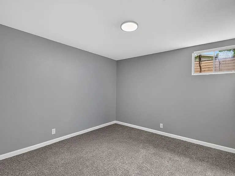2111 Timber Creek Dr — Photo 27