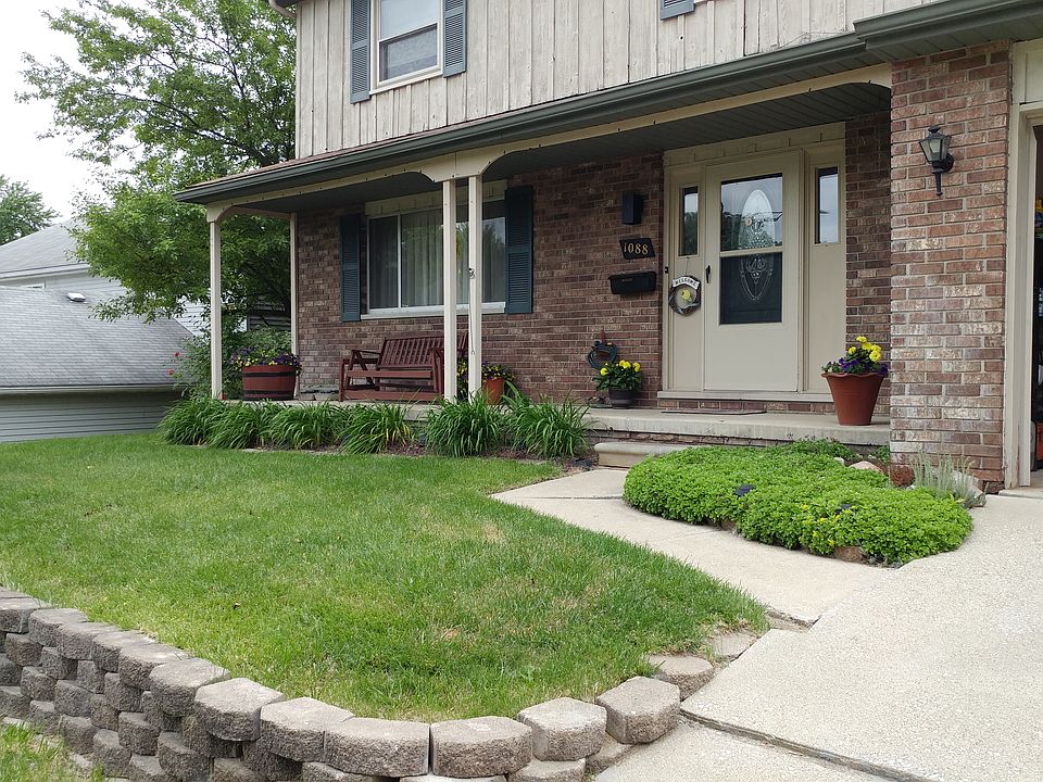1 June 2017 House Front