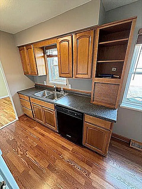 Building Photo - 3318 Marioncliff Dr