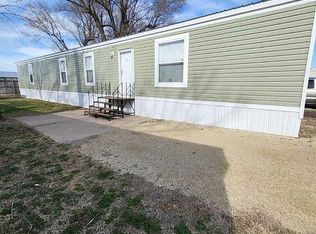 1726 S Manhattan Ave #11, Manhattan, KS 66502