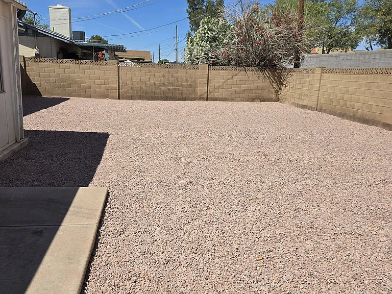 1144 E Palmcroft Dr — Photo 45