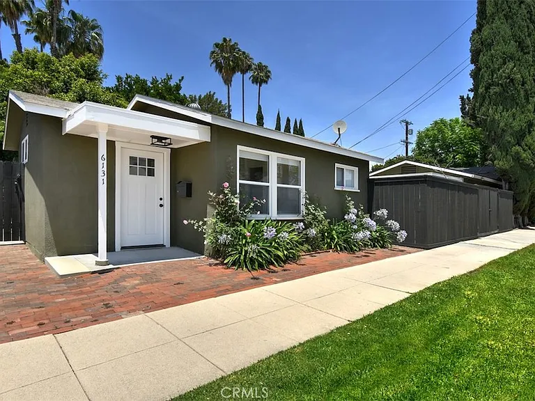 6131 Ranchito Ave — Photo 2