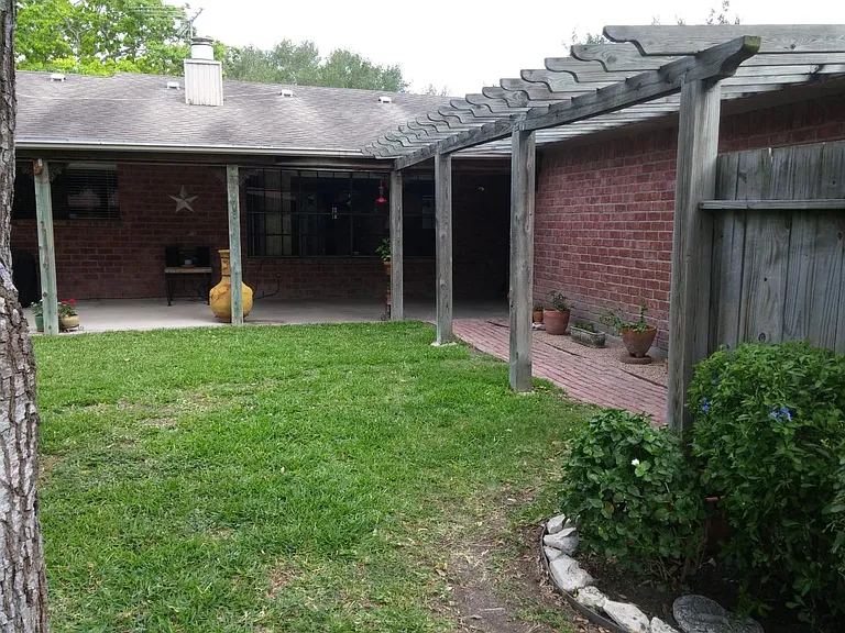 7225 Sugar Ridge Rd — Photo 32