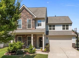 15211 Colonial Park Dr, Huntersville, NC 28078
