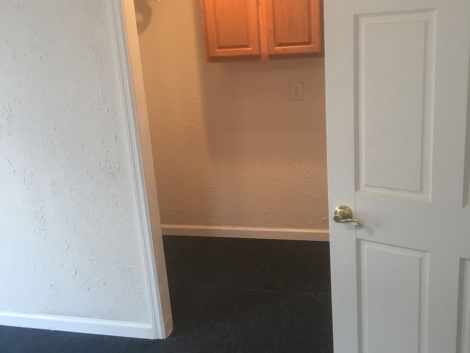 Sitting room off master bedr