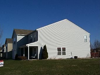 2nd image of 10297 Hickory Hill Dr