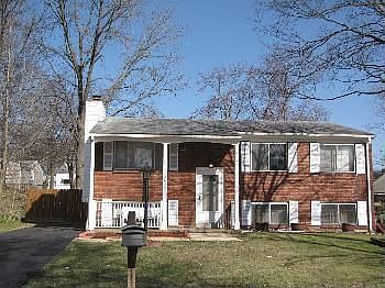 1st image of 2830 Briarcote Ln
