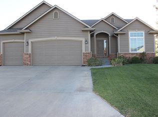 705 Charles St, Hesston, KS 67062