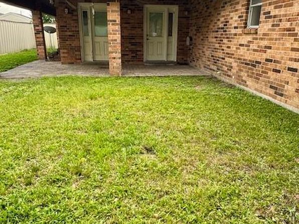 2217 Blanchard Dr, Chalmette, LA 70043