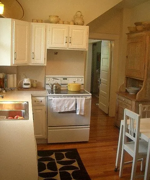 Kitchen 2