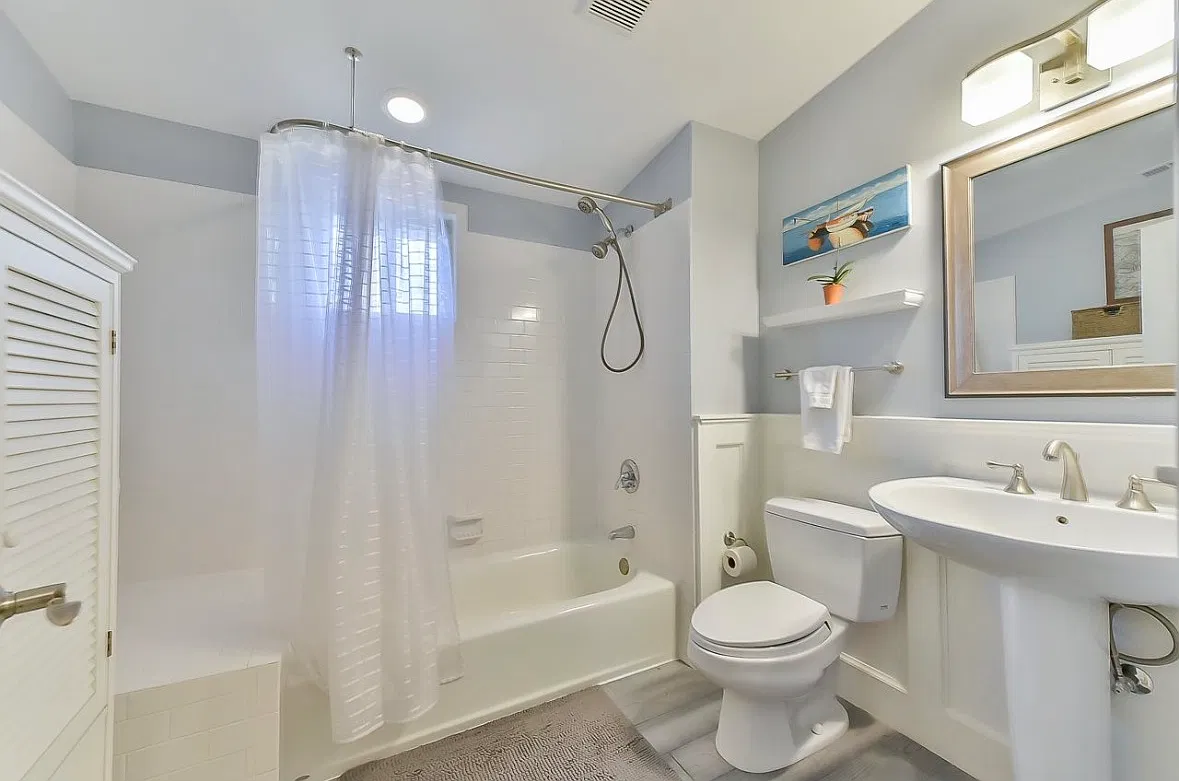 2 bed, 1027 sqft, $1,500 — Photo 3