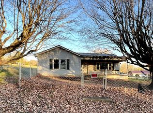 120 College St, Calhoun, TN 37309