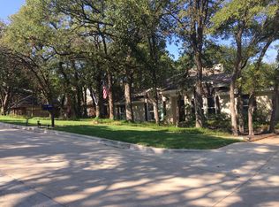 217 Phoenix Dr, Roanoke, TX 76262