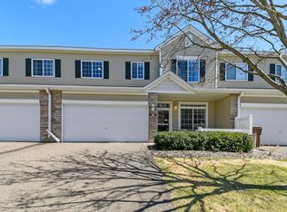 46 River Woods Dr W, Saint Paul Park, MN 55071