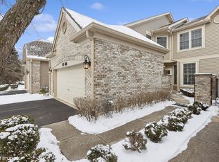 1149 Tennyson Ln, Naperville, IL 60540