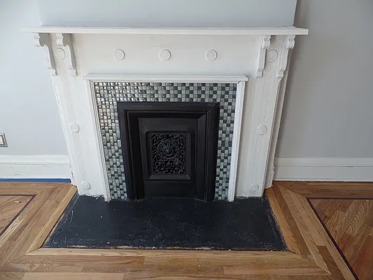 Rented by Flateau Realty | media 12