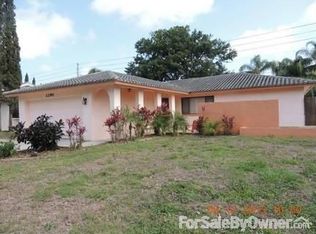 12091 101st Ave, Seminole, FL 33772
