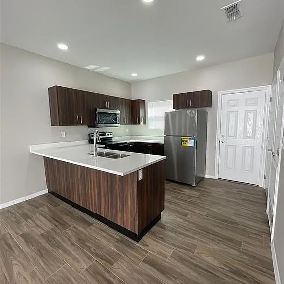 4009 Walnut Ave #1 — Photo 5
