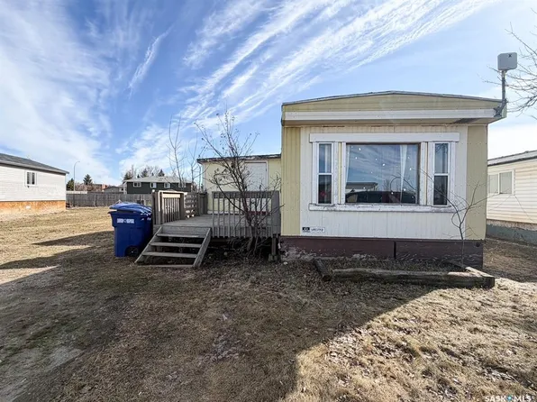 56 Clark CRESCENT, Meadow Lake, SK S9X 1C3