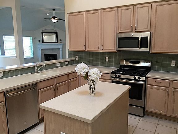 3rd image of 3603 Heritage Colony Dr
