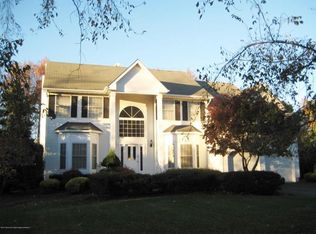 7 Glo Bar Ter, Manalapan, NJ 07726