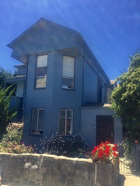 1st image of 33 Congo St