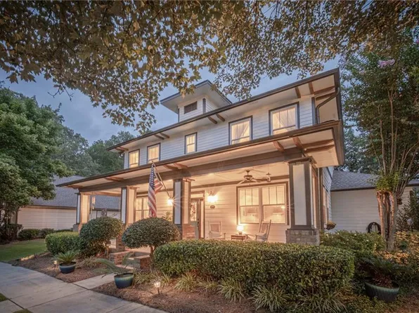 178 Mission Oak Dr, Grayson, GA 30017