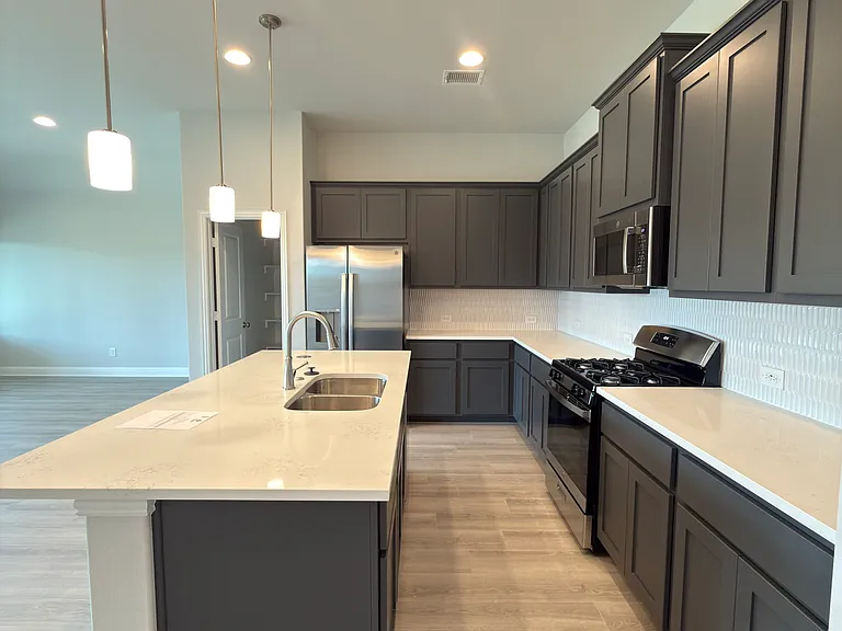 1232 Redcoat Dr — Photo 12