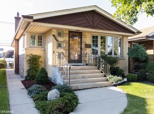 6009 W 55th St, Chicago, IL 60638