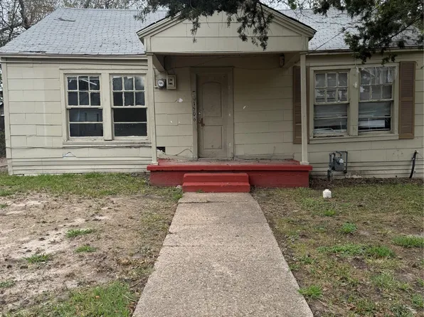 1504 Oneal St, Greenville, TX 75401