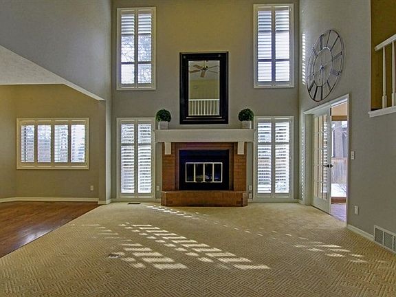3rd image of 5127 S Hogan Ln