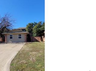 7217 Edenborough Dr, Oklahoma City, OK 73132