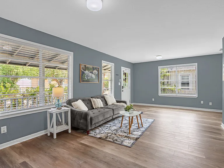 810 N Goodrich St — Photo 3