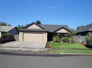 3640 Countryside Ln, Eugene, OR 97404