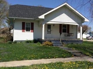 1214 Plum St, Marshall, IL 62441