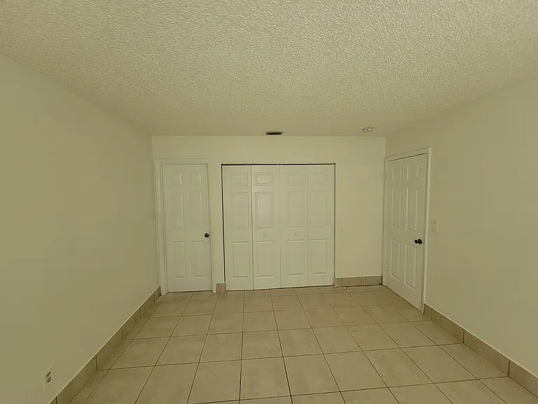 3419 SE Iris St — Photo 13